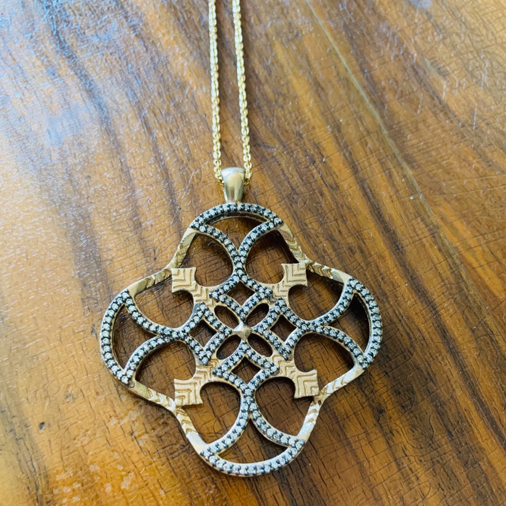 Stella & Dot Gold and Pave Medallion Pendant Necklace